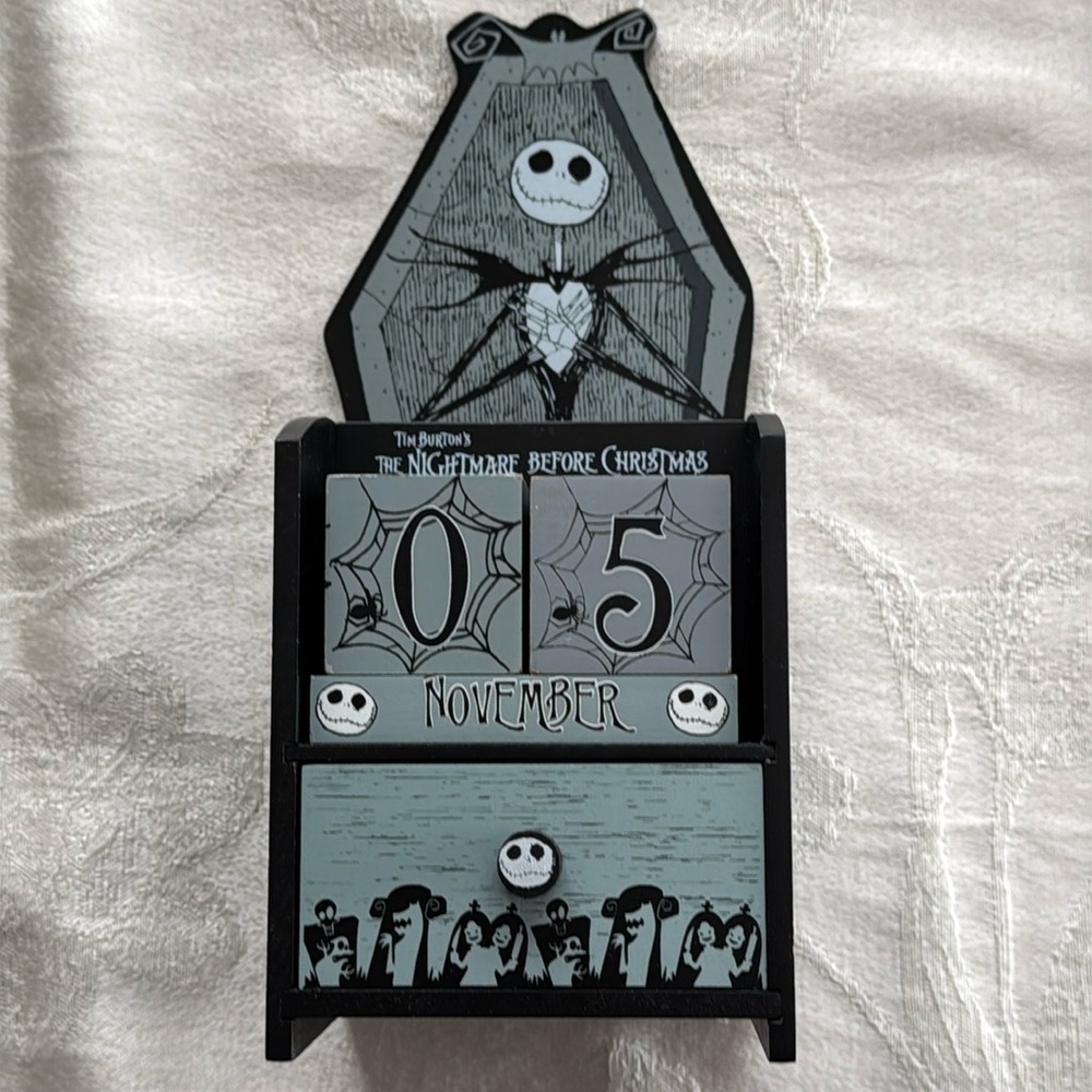 Nightmare Before Christmas Perpetual wood block calendar